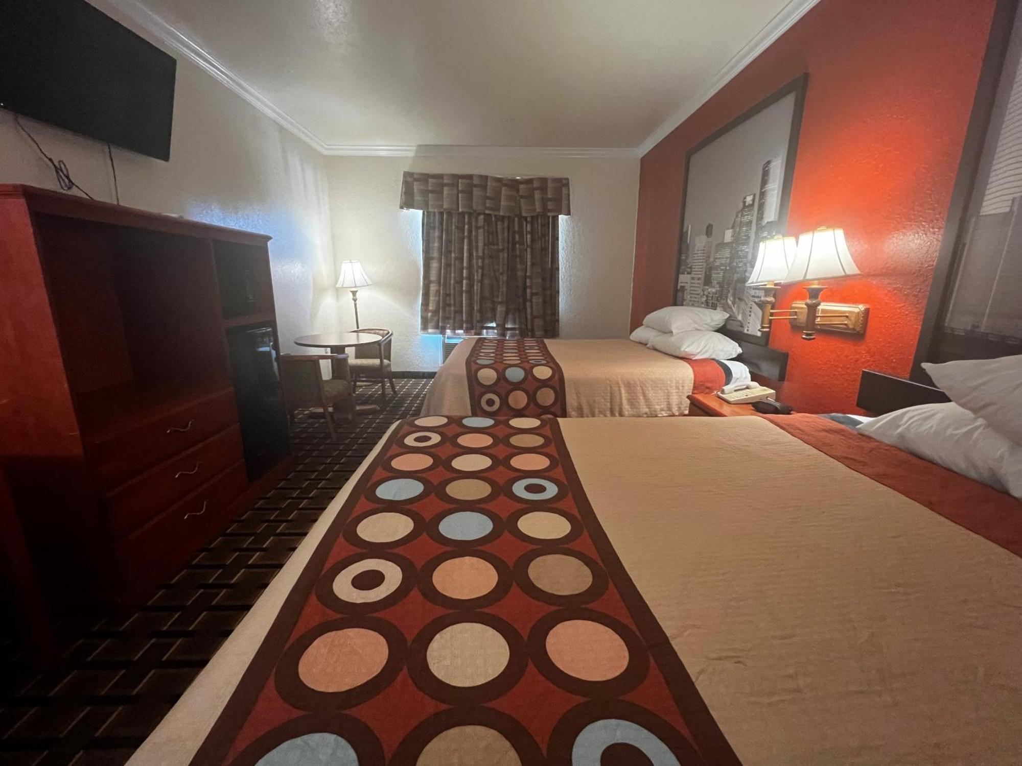 Super 8 By Wyndham Brookshire Tx Hotel Eksteriør billede